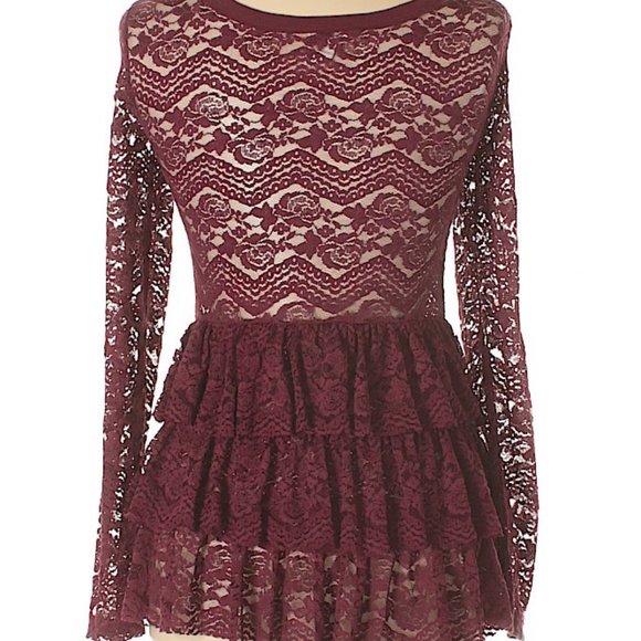 Aeropostale Lace Shirt (Bethany Mota Collection) - Picture 2 of 3